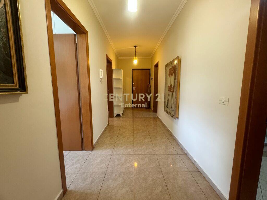 Appartamento 2+1 in affitto vicino a RTSH 800 € /Mese