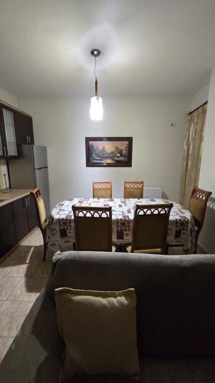 Affittasi appartamento 2+1+2 – Vicino al Centro Kristal!!!