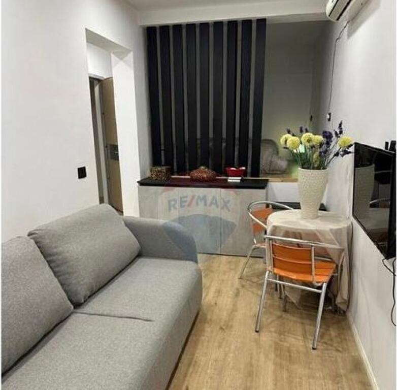 Appartamento In Affitto Ex Mercato Elettrico, Tirana