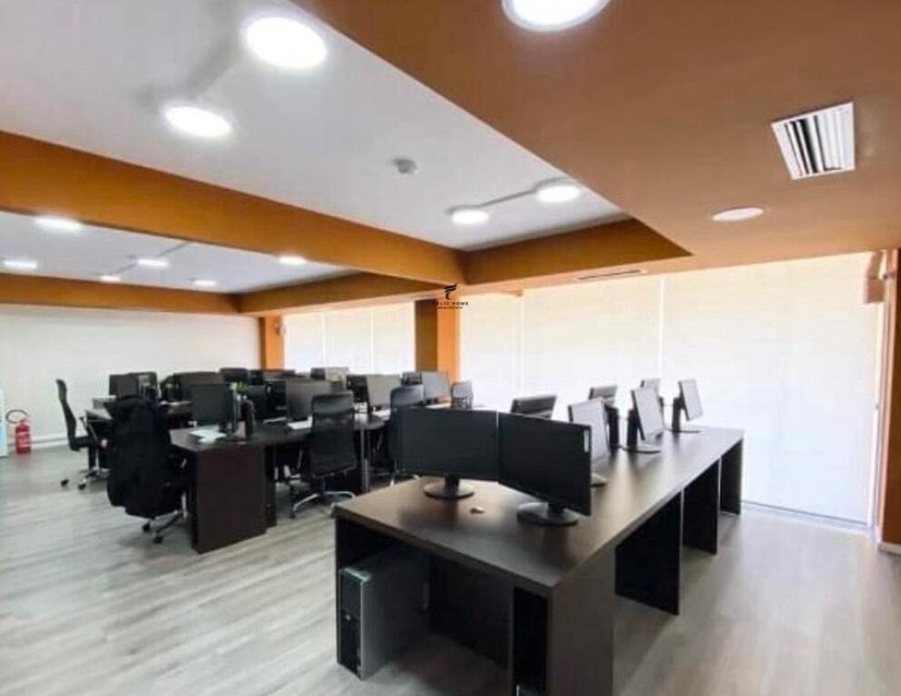 ZYRE ME QERA 200 M2 BLLOK 3.500 EURO