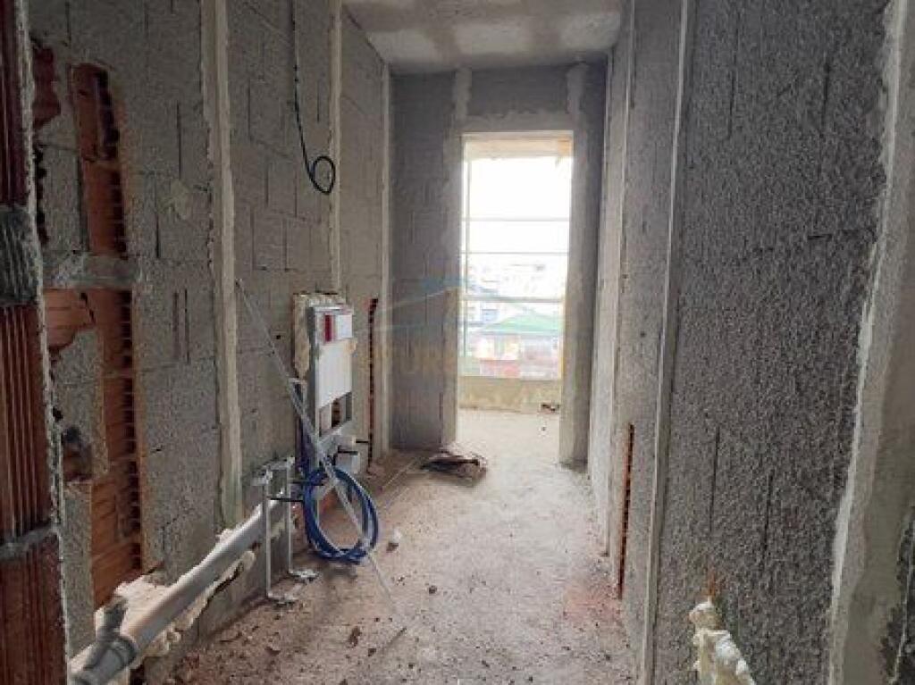 For sale, Apartment 2+1+2, Jordan Misja Street, Tirana.