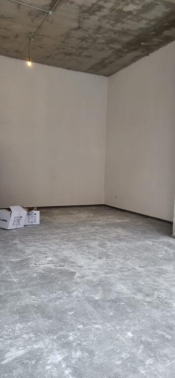 NEGOZIO IN AFFITTO 70 M2 VIA BARRICATE 2.100 EURO