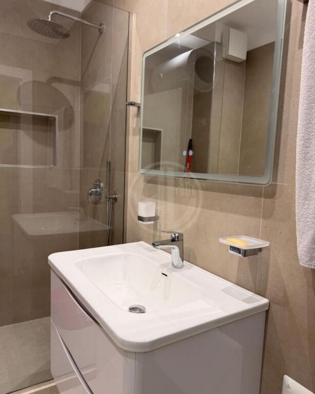 Apartament per Qira