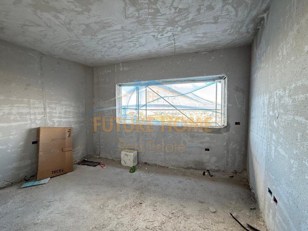 In vendita, Duplex 3+1, Residenza "Kodra e Diellit 2", Tirana.