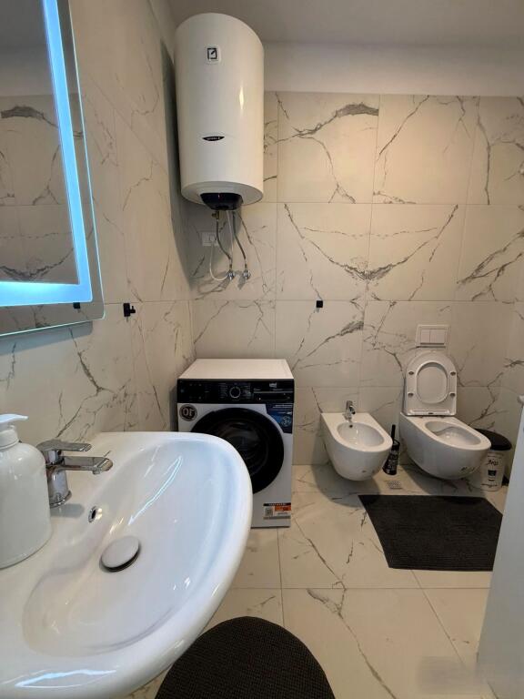 🏡 Appartamento 2+1 in affitto – Complesso Univers City