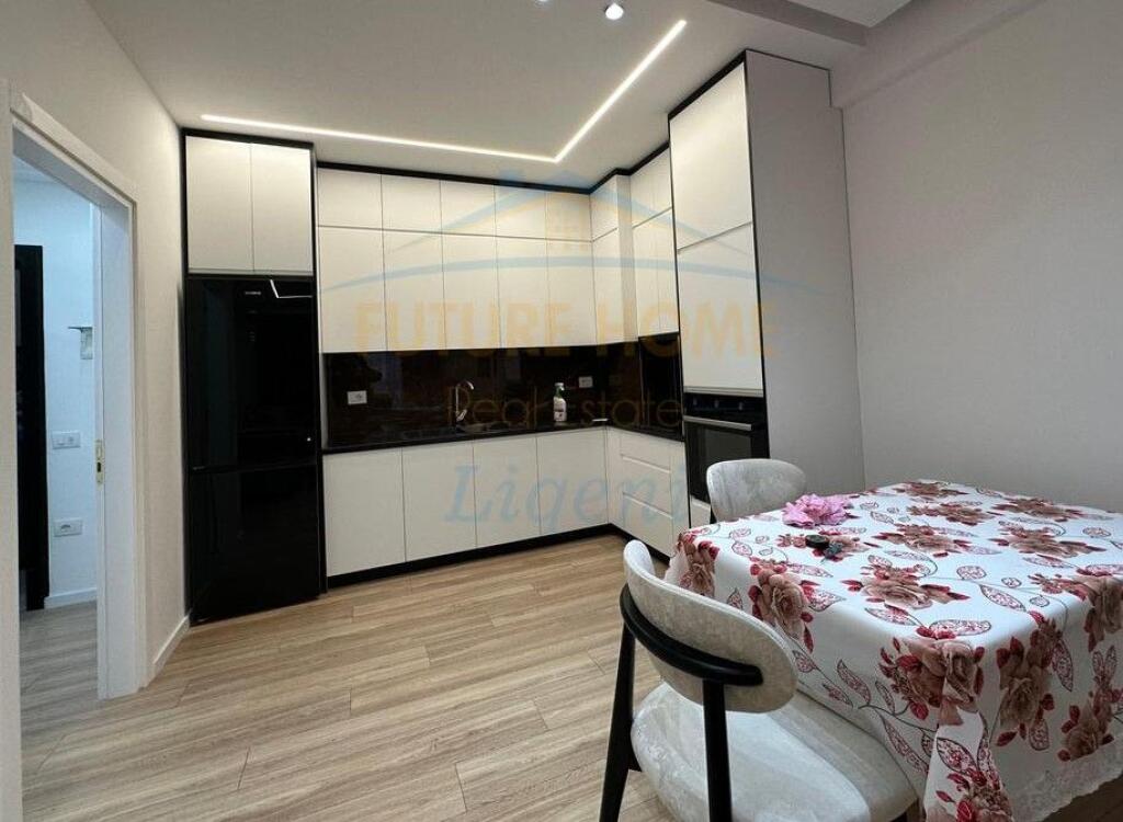 Qera, Apartament 1+1, Unaza e Re, Tiranë !