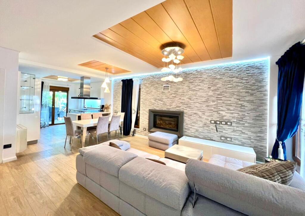 Villa Moderna in Affitto: 3+1+3wc +2 Verande📍Residenza Colombo 2 (TEG) - 2500€ || Assoluta Tranquillità