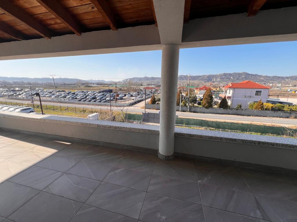 FUNCTIONAL BUILDING AND LAND FOR SALE, RINAS.