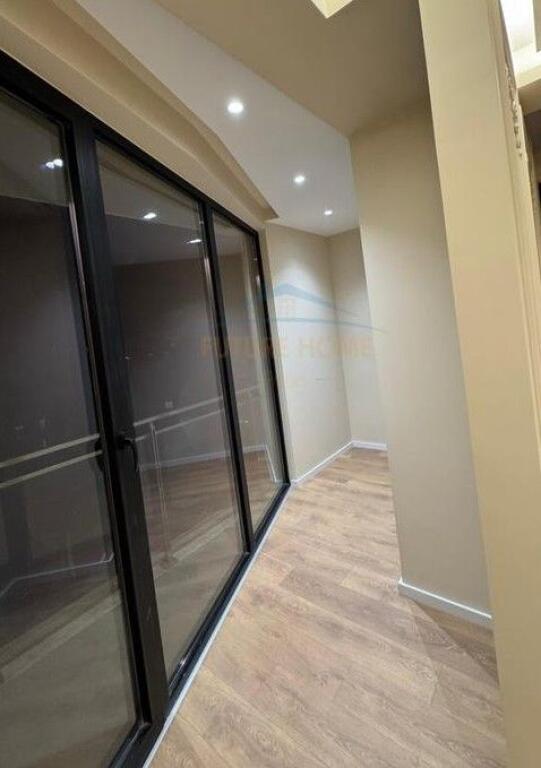 In vendita, Appartamento 2+1, Golden Tower, Tirane