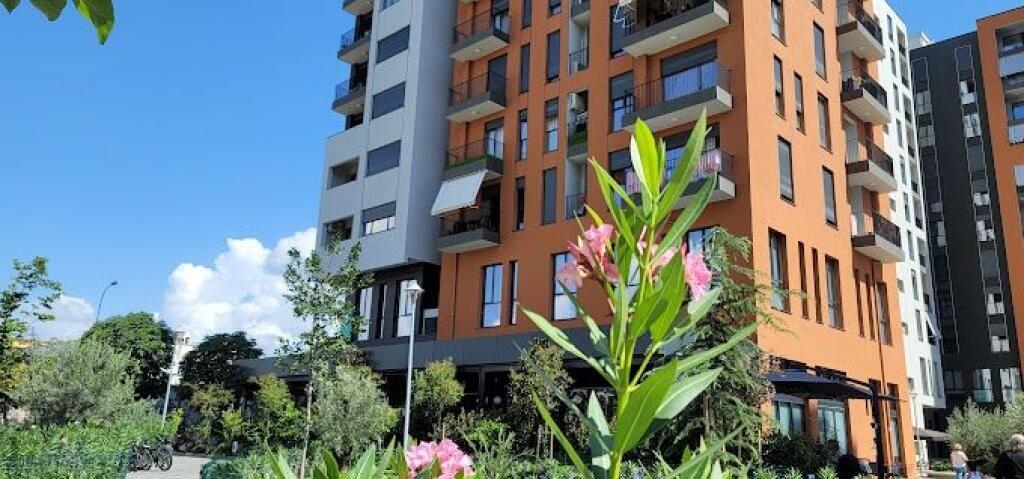 OFFICE FOR RENT 100 M2 KONGRESI MANASTIRIT 75,000 LEKE