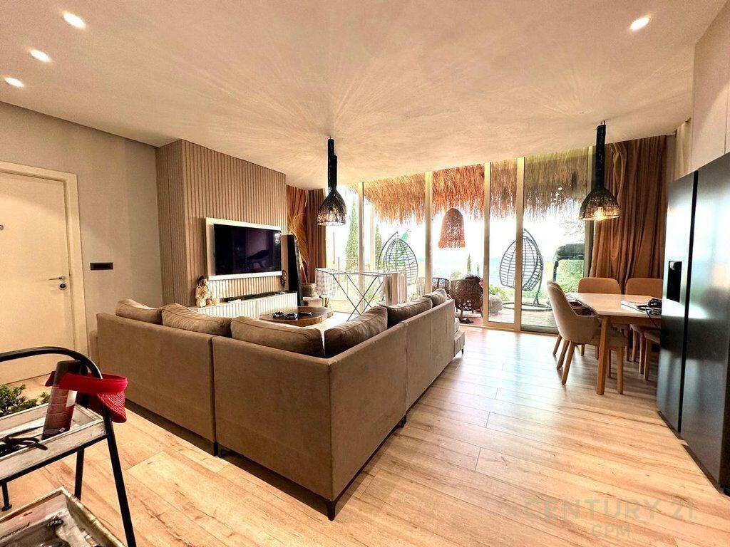 Apartment 1+1 for sale at Green Coast 1