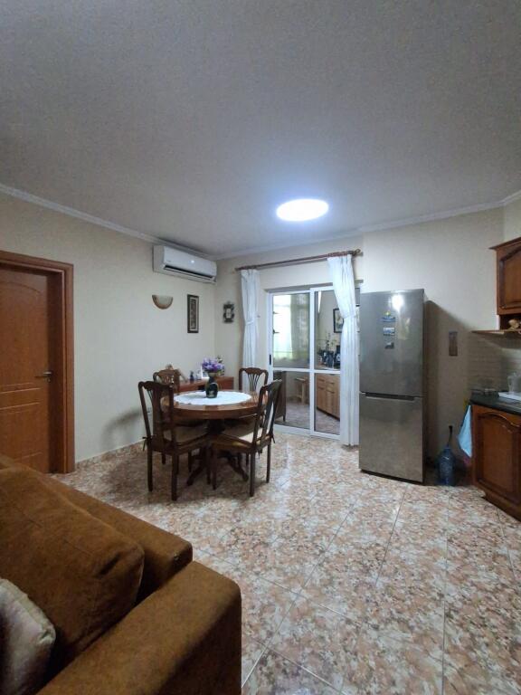Apartament 2+1, Don Bosko!