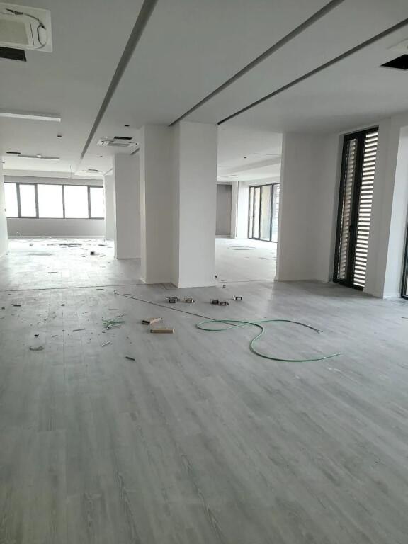 ▫️Jepen me qira dy Ambiente Biznesi te Kompleksi Delijorgji, Rruga e Kavajës