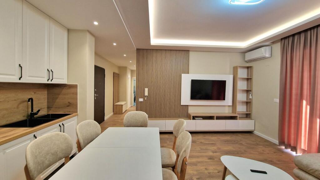 Apartment 2+1 for Long Term Rent - Cipajve Street, Vlore