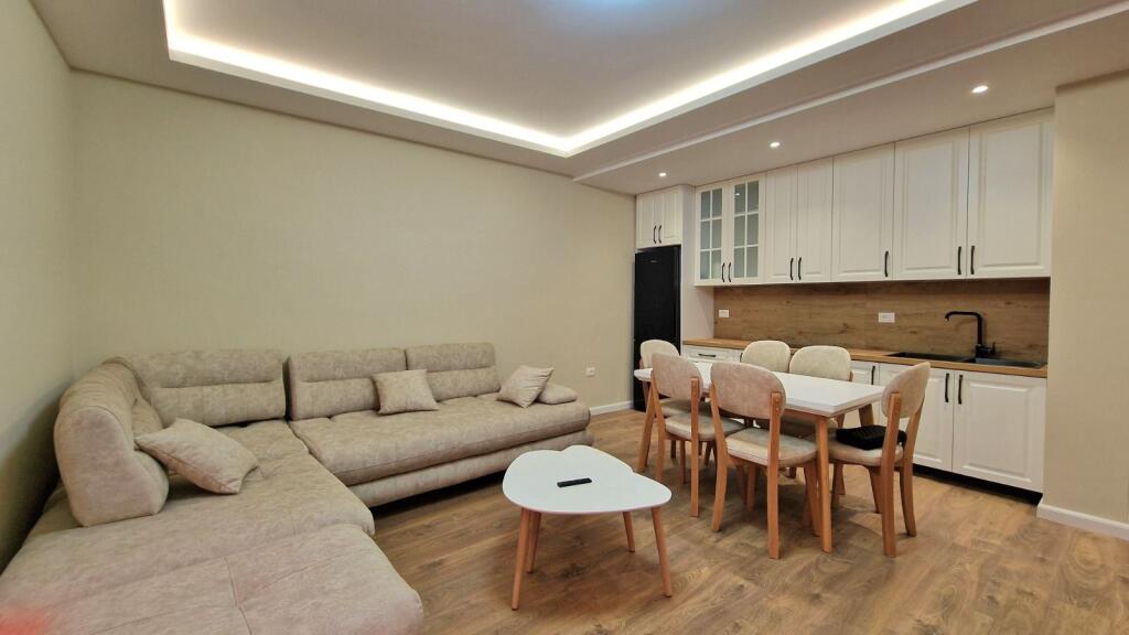 Apartment 2+1 for Long Term Rent - Cipajve Street, Vlore