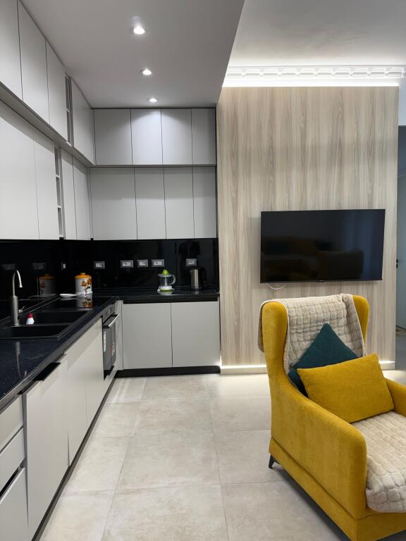 In affitto – Appartamento 2+1 Donika center