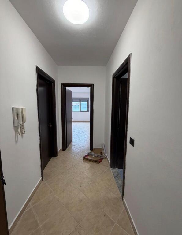 VENDESI APPARTAMENTO 1+1 ASTIR