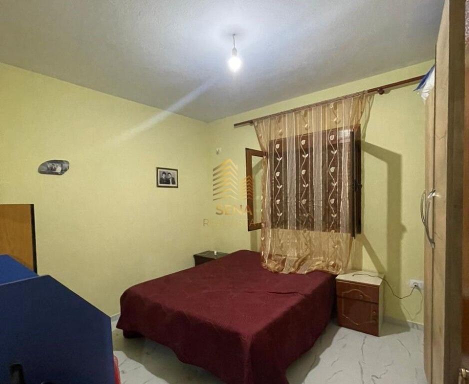 In vendita, villa su 2 piani, Ali Demi, 400.000 Euro