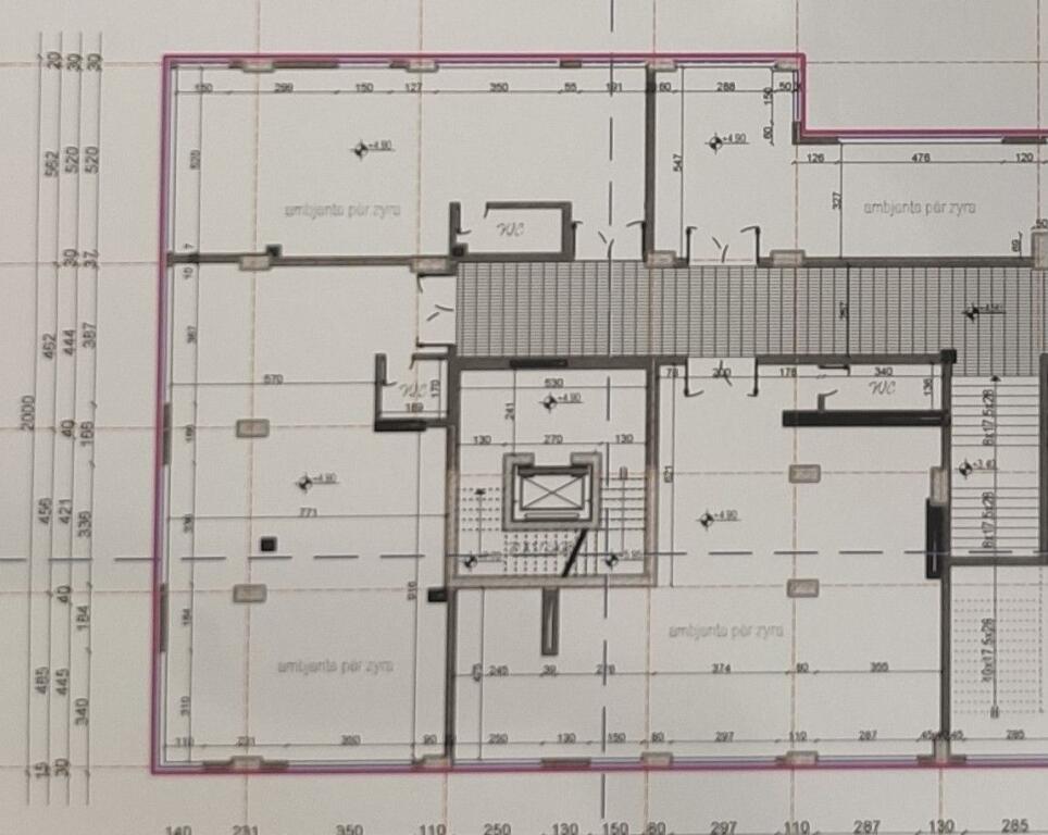 Locale Commerciale in Affitto – Via Hoxha Tahsim, Tirana