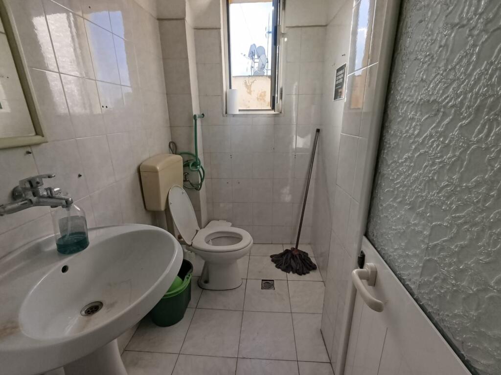 UFFICIO IN AFFITTO VICINO AL 21 DICEMBRE !