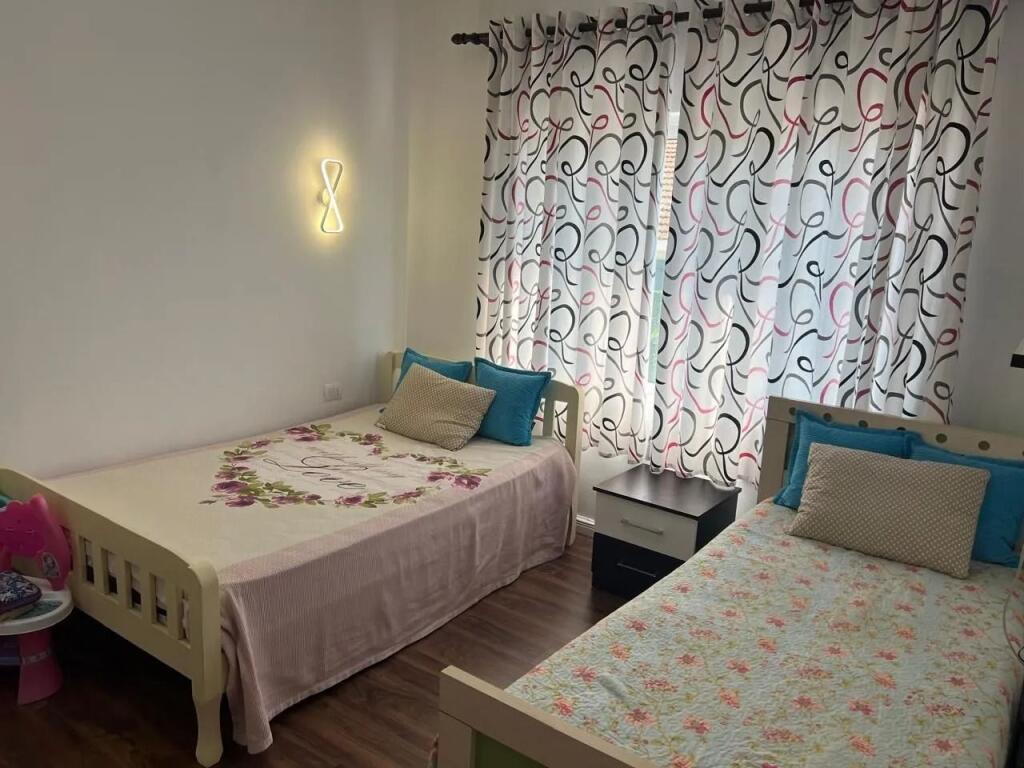 🏡 VILLA SU 3 PIANI IN AFFITTO – LUNDËR, vicino a TEG​