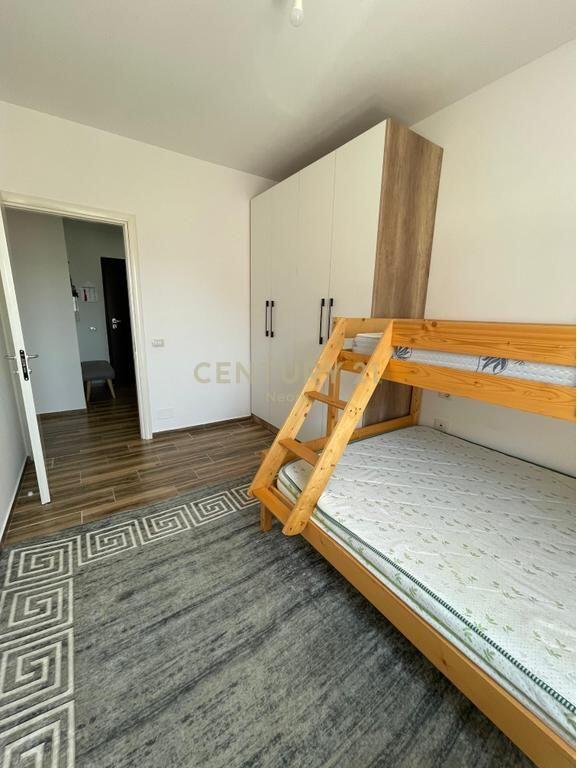 Apartament 2+1+Post Parkimi per shitje tek Kodra e Diellit