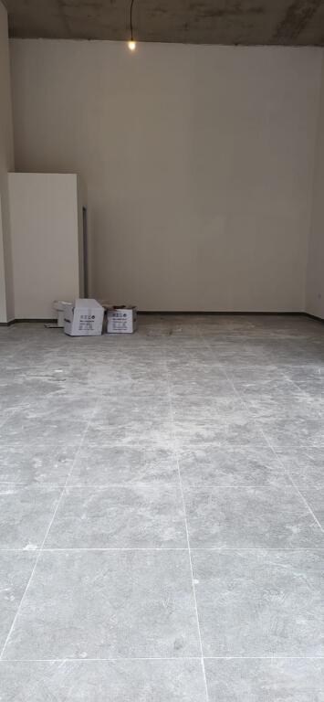 NEGOZIO IN AFFITTO 70 M2 VIA BARRICATE 2.100 EURO