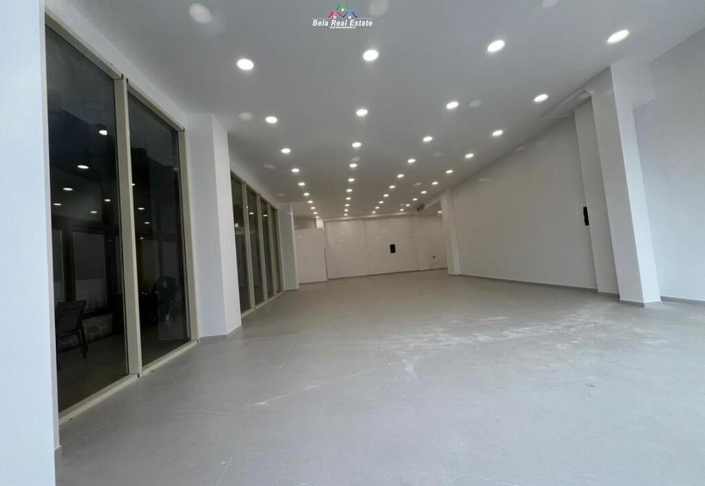 Negozio in Affitto Vicino al Complesso Delijorgji (ID BD21791) Tirana