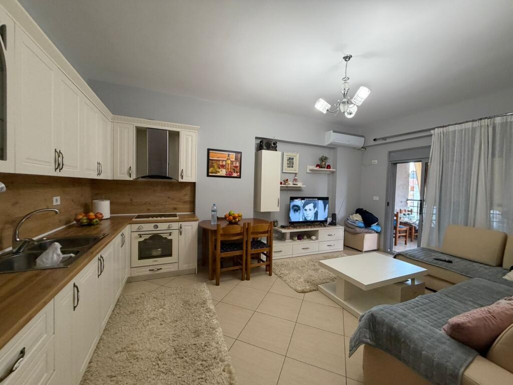 Apartment 1+1 for Long Term Rent - Former Court of Appeal, Vlore