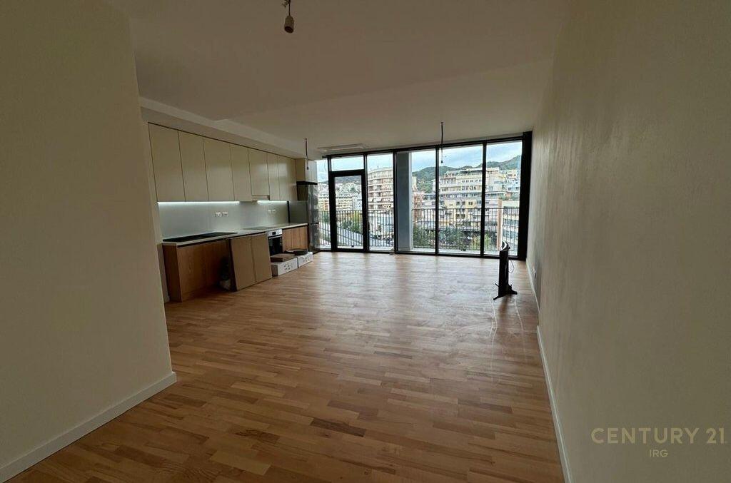 Ambiente residenziale / ufficio 2+1 + 🅿️ , Lake View