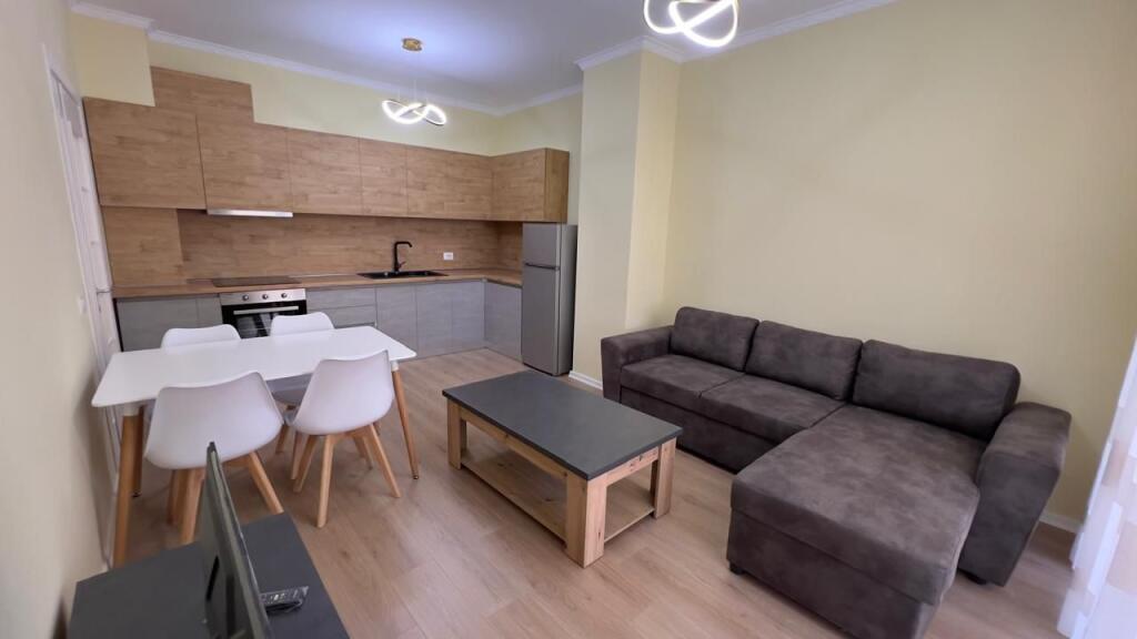📌 Jepet me qira apartament 2+1 – Grand Galleria