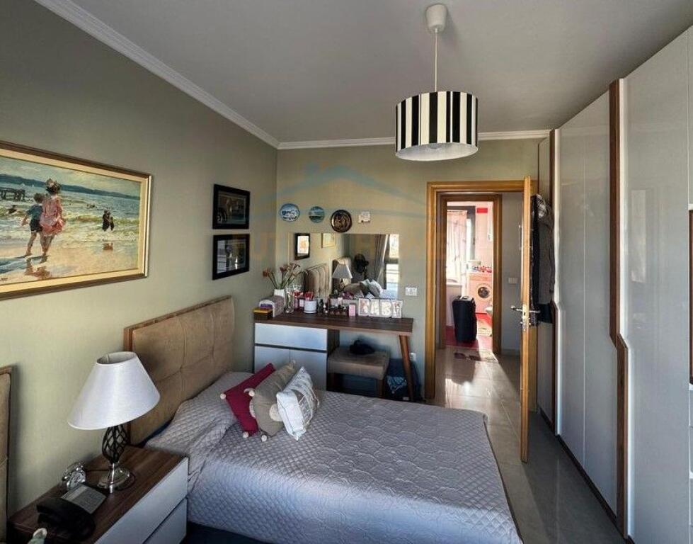 For sale, Apartment 3+1+2, Kosovareve Street!!!
