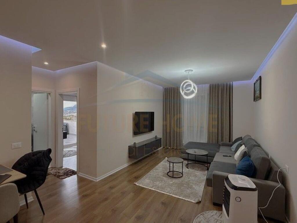 Affitto, Appartamento 2+1+2+Veranda, Via Dibres, Tirana