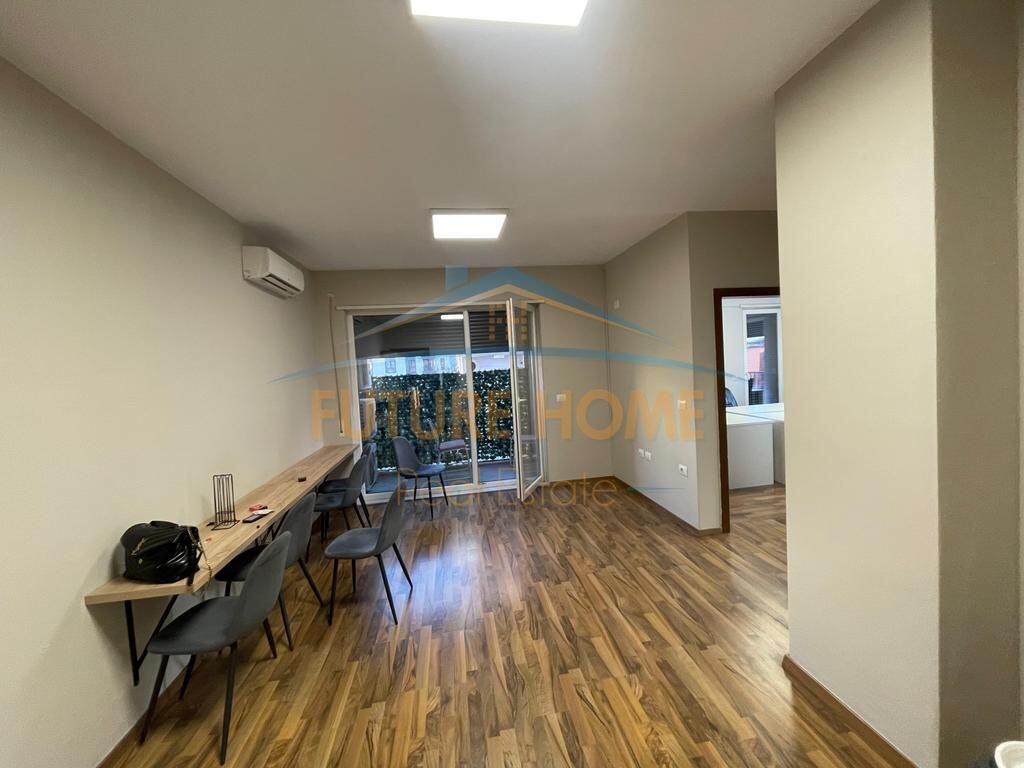 Affitto, Spazio ufficio+2 Posti auto, 21 Dhjetori