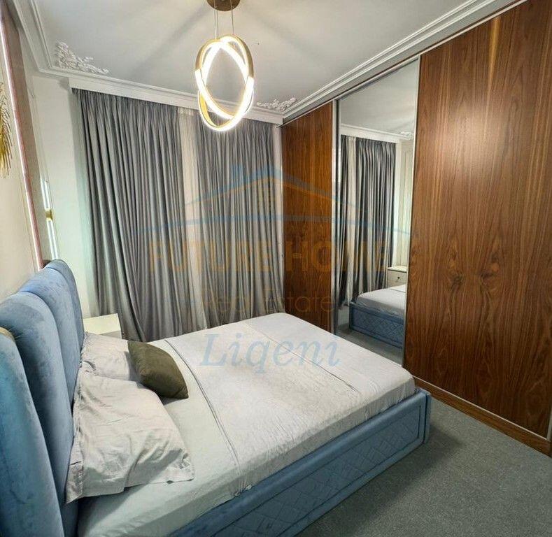 Qera, Apartament 3+1+ Post Parkimi, Zogu i Zi, Tiranë.