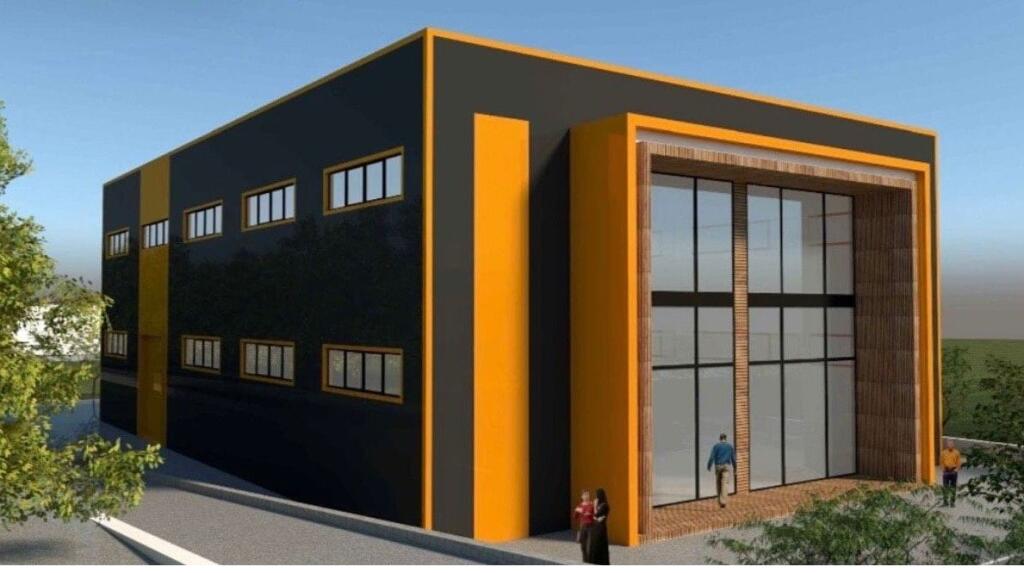 MAGAZZINO IN AFFITTO 1300 M2 PRUSH 3.800 EURO