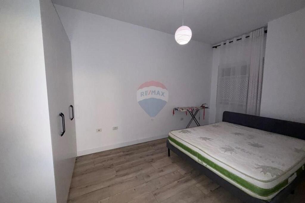 Apartament 1+1 per qira ne Yzberisht!