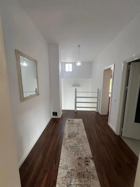 🏡 VILLA SU 3 PIANI IN AFFITTO – LUNDËR, vicino a TEG​