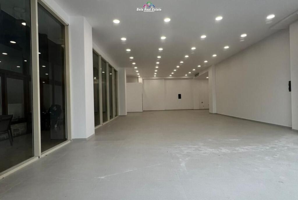 Negozio in Affitto Vicino al Complesso Delijorgji (ID BD21791) Tirana
