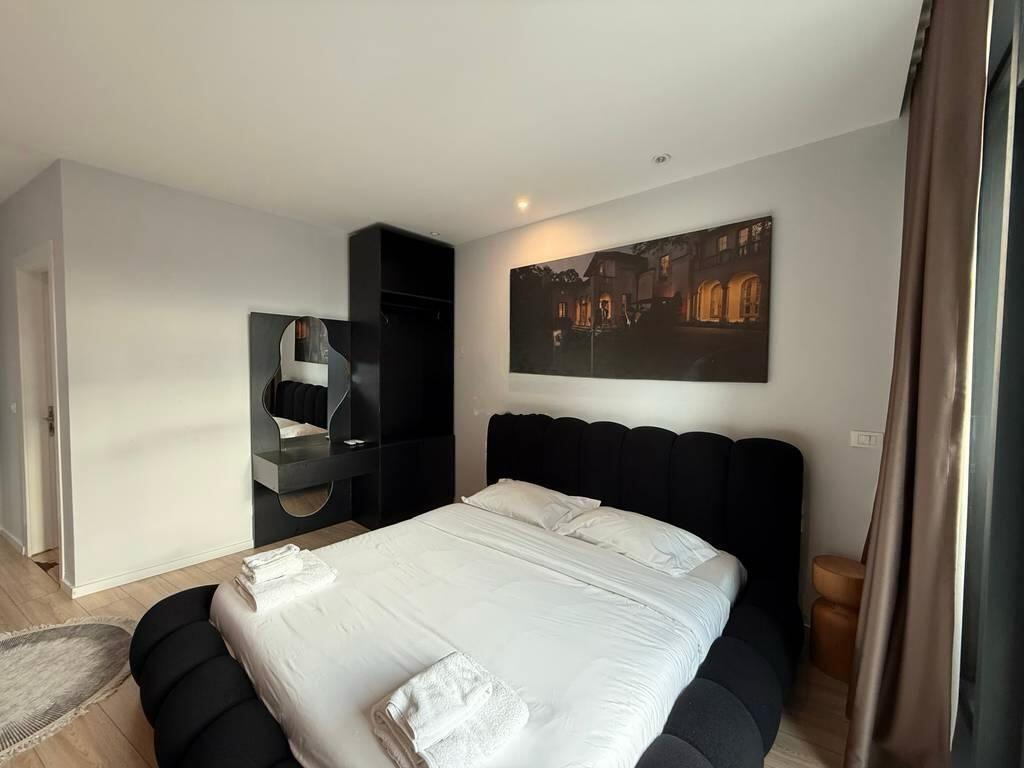 Apartament Luksoz për Shitje – Lake View Residence