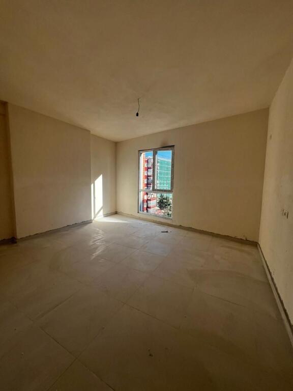 Paskuqan Shkolla Lidhja Prizerenit Shitet Apartament 2+1