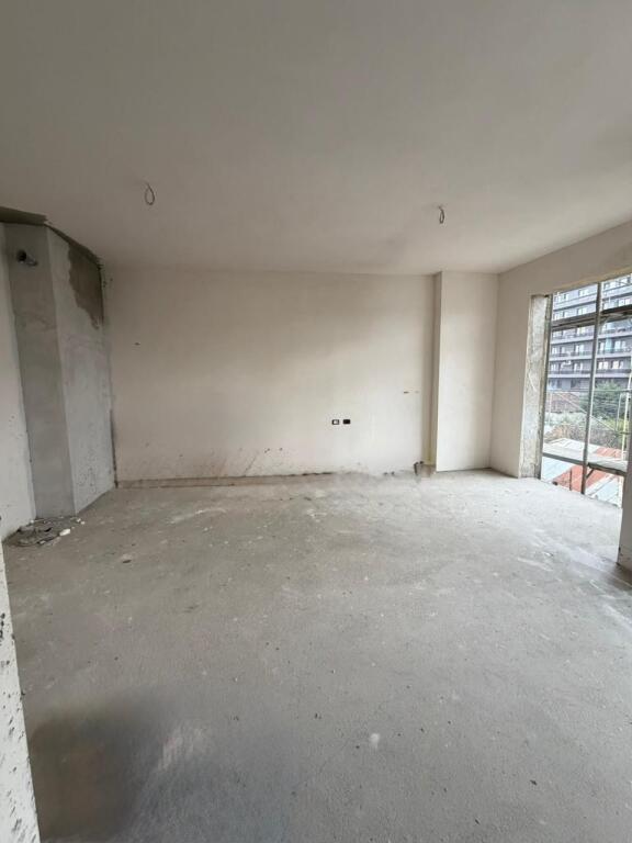 🏡 Apartment 1+1 for sale at Fusha e Aviacionit