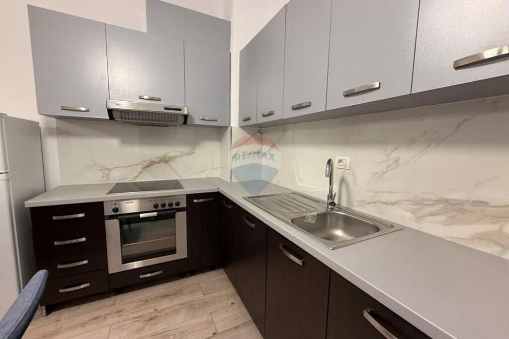 Apartament 1+1 per qira ne Yzberisht!