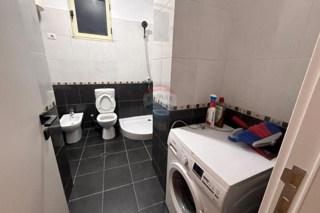 Apartament 1+1 per qira ne Yzberisht!