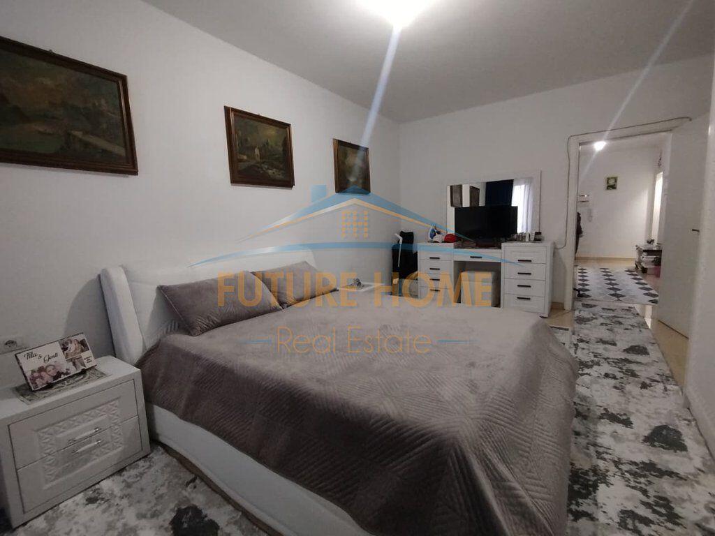 Shitet, Apartament 1+1, Kamez