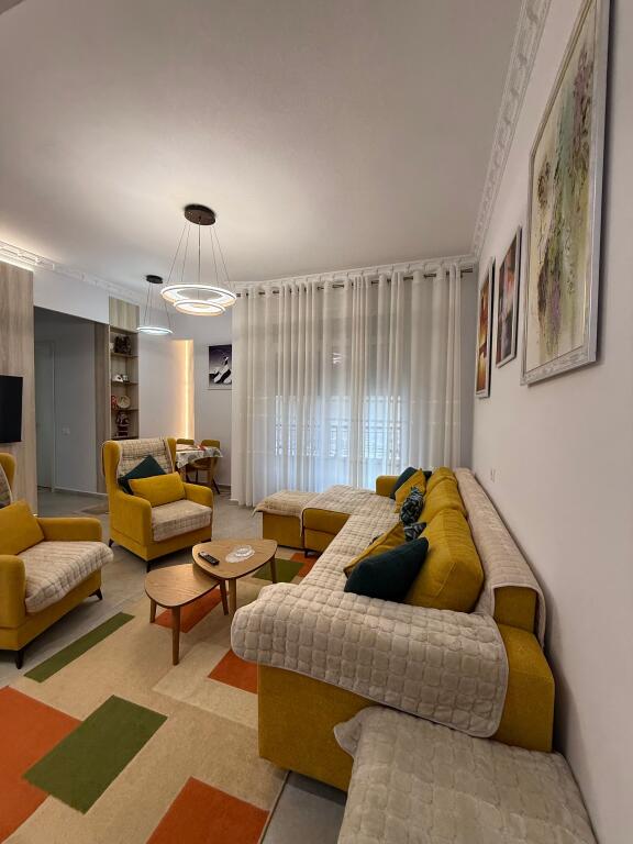In affitto – Appartamento 2+1 Donika center