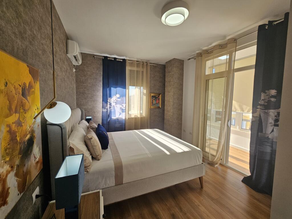 Luxurious apartment for rent
