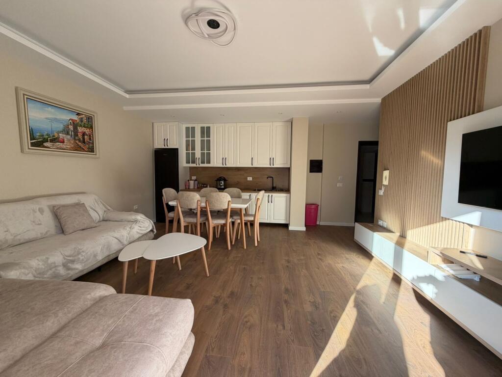 Apartment 2+1 for Long Term Rent - Cipajve Street, Vlore