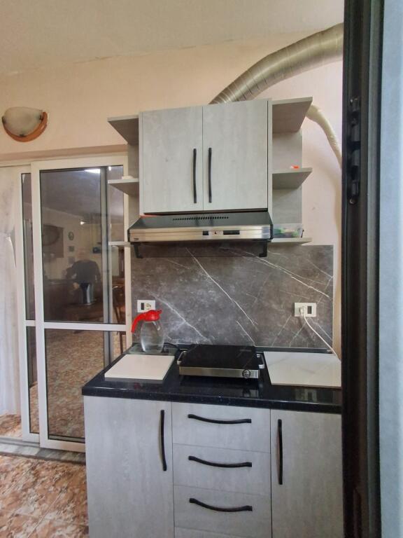 Apartament 2+1, Don Bosko!