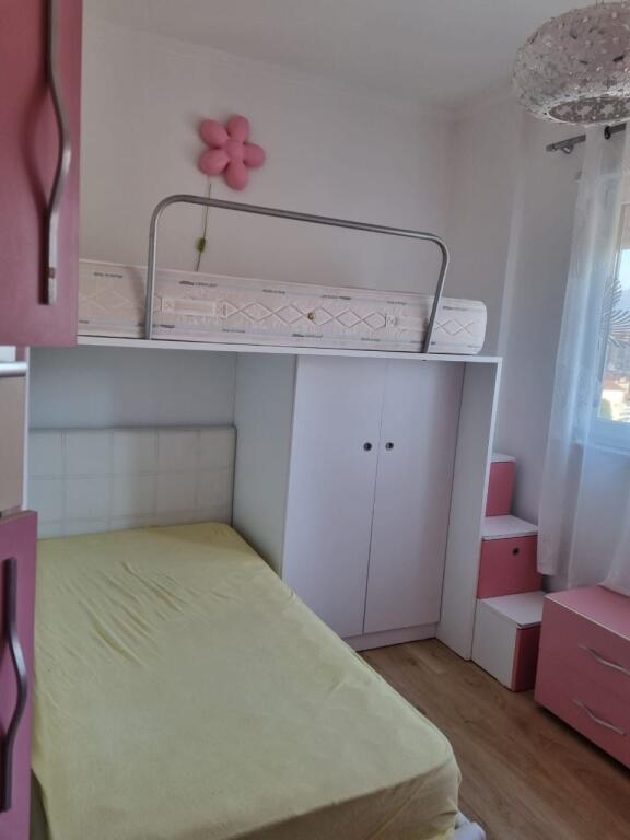 Apartament 2+1 me qira tek Ali Demi